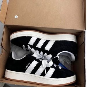 Brand new in box, Adidas campus 00s